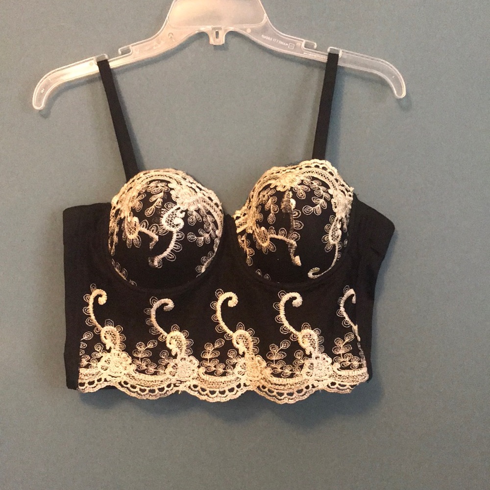Lingerie like Crop Top
